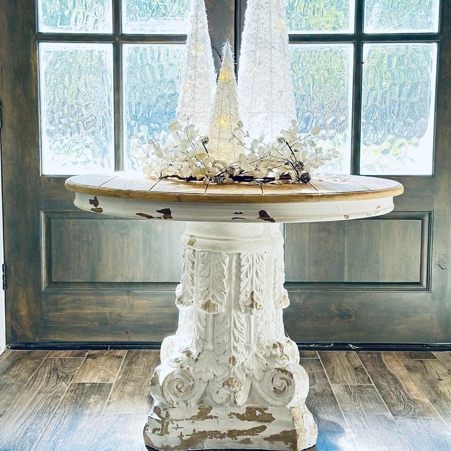 Pedestal Table