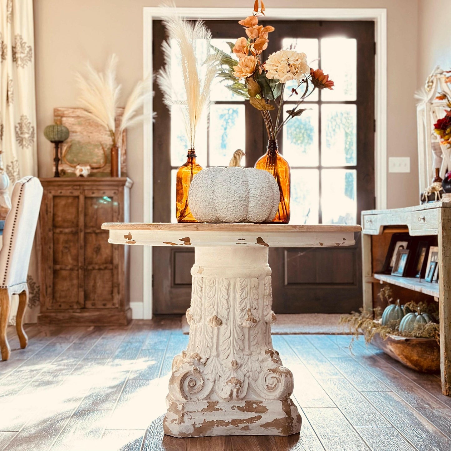 Pedestal Table