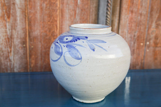 Vintage Blue and White Vase-Accents-tbgypsysoul