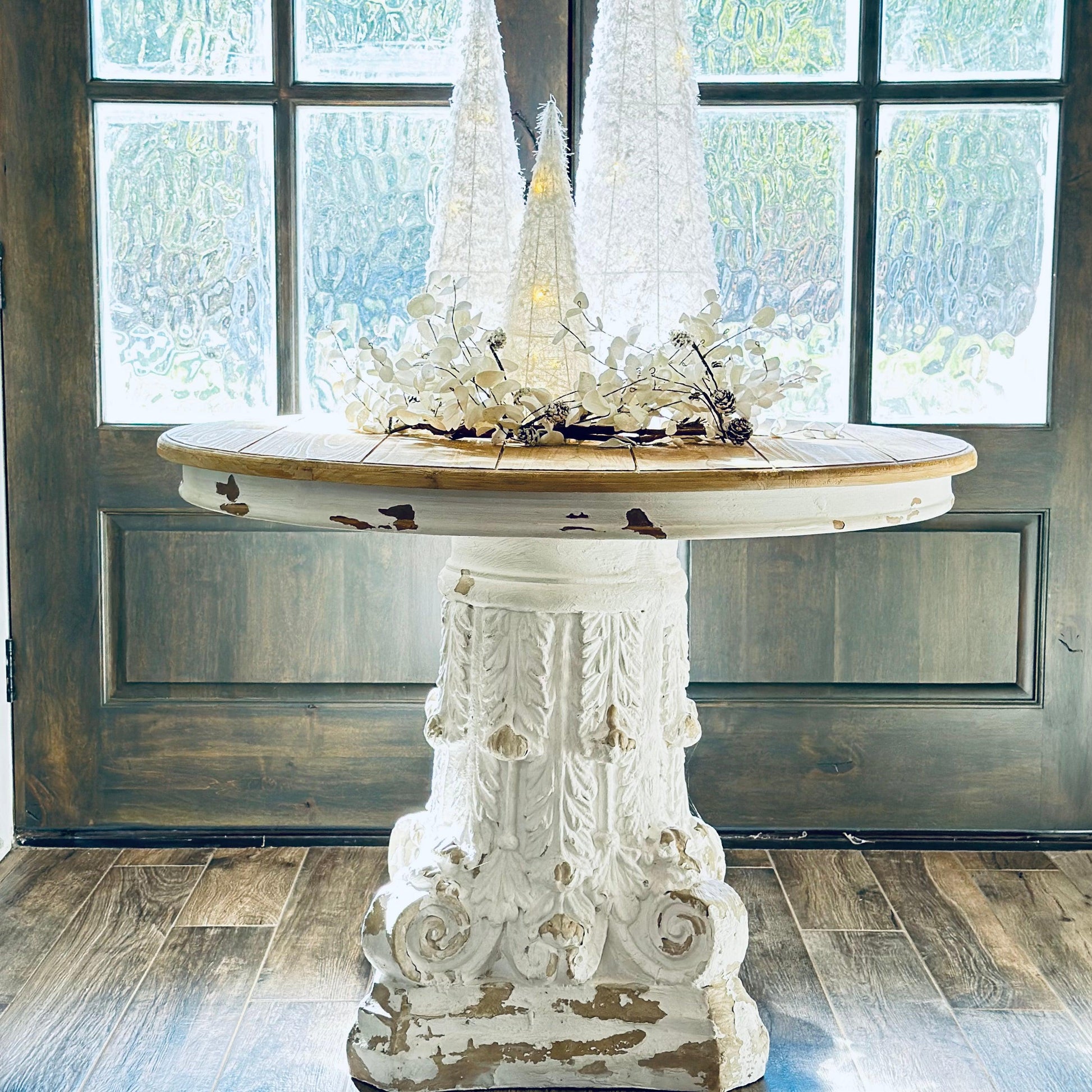 Pedestal Table