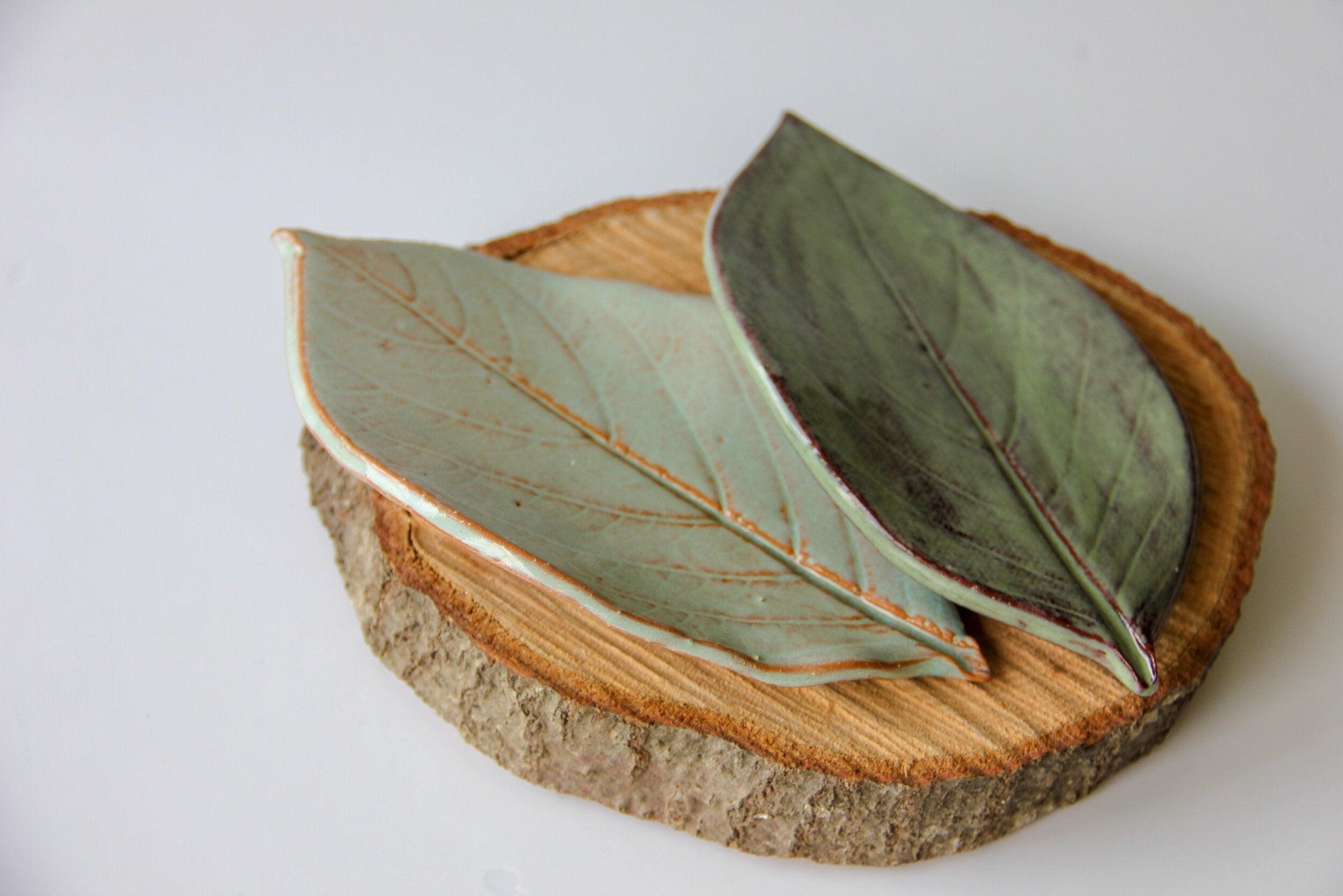 Large Leaf Dish-Ceramic-tbgypsysoul