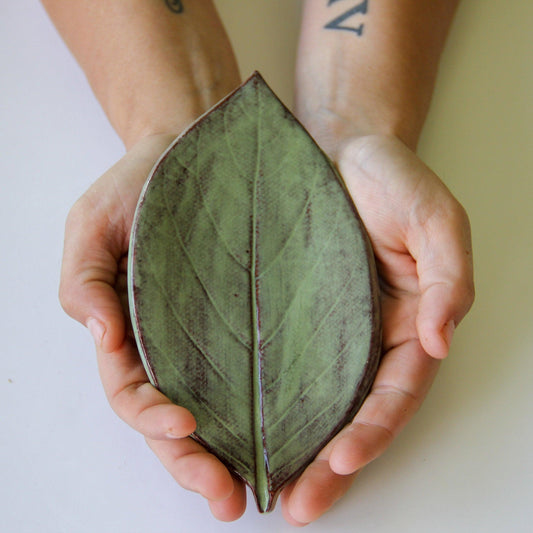 Large Leaf Dish-Ceramic-tbgypsysoul