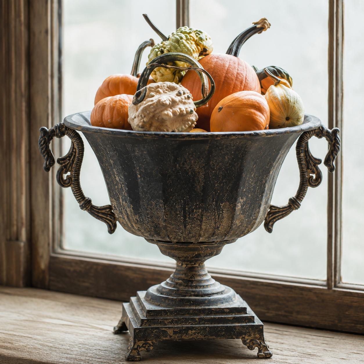 Distressed Black Iron Urn-tbgypsysoul